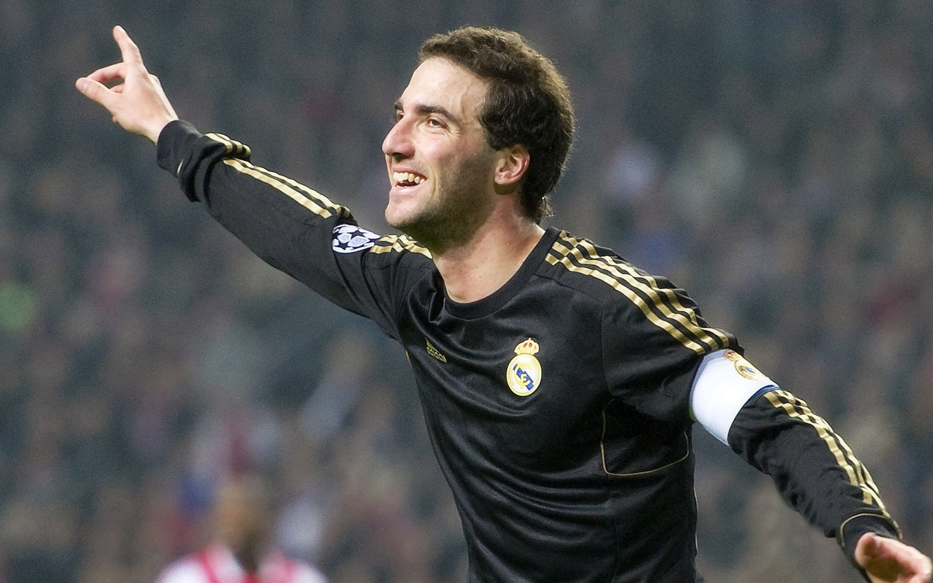 库策决赛中展现顶尖实力，库洛策划